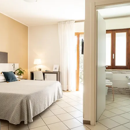 Hotel La Tavernetta Marina Romea
