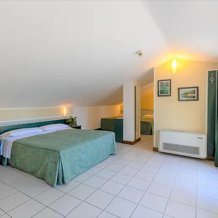 Hotell La Tavernetta 3*