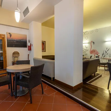 La Tavernetta 3* מרינה רומיאה